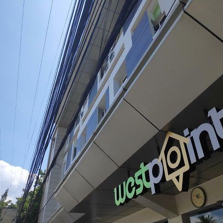 Westpoint Hotel Cebu Buitenkant foto