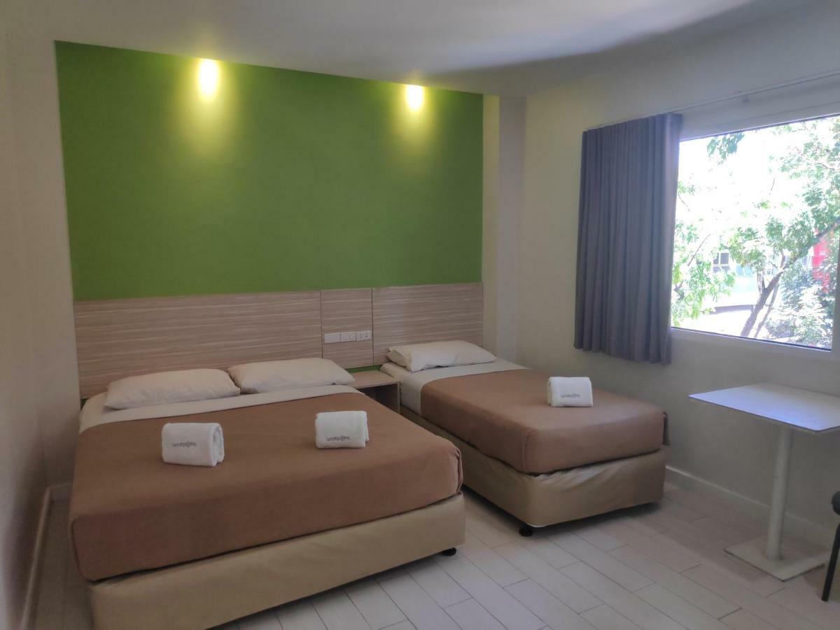 Westpoint Hotel Cebu Buitenkant foto
