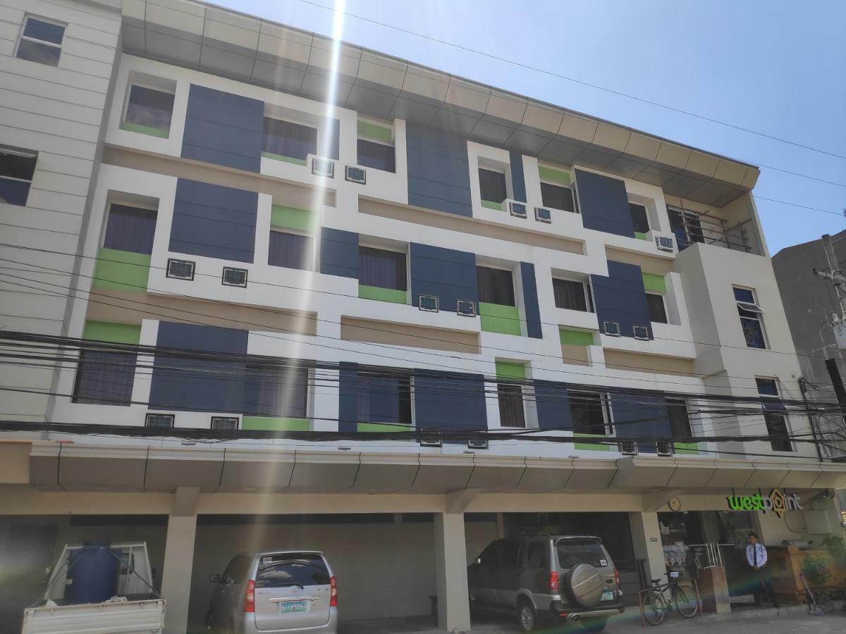 Westpoint Hotel Cebu Buitenkant foto