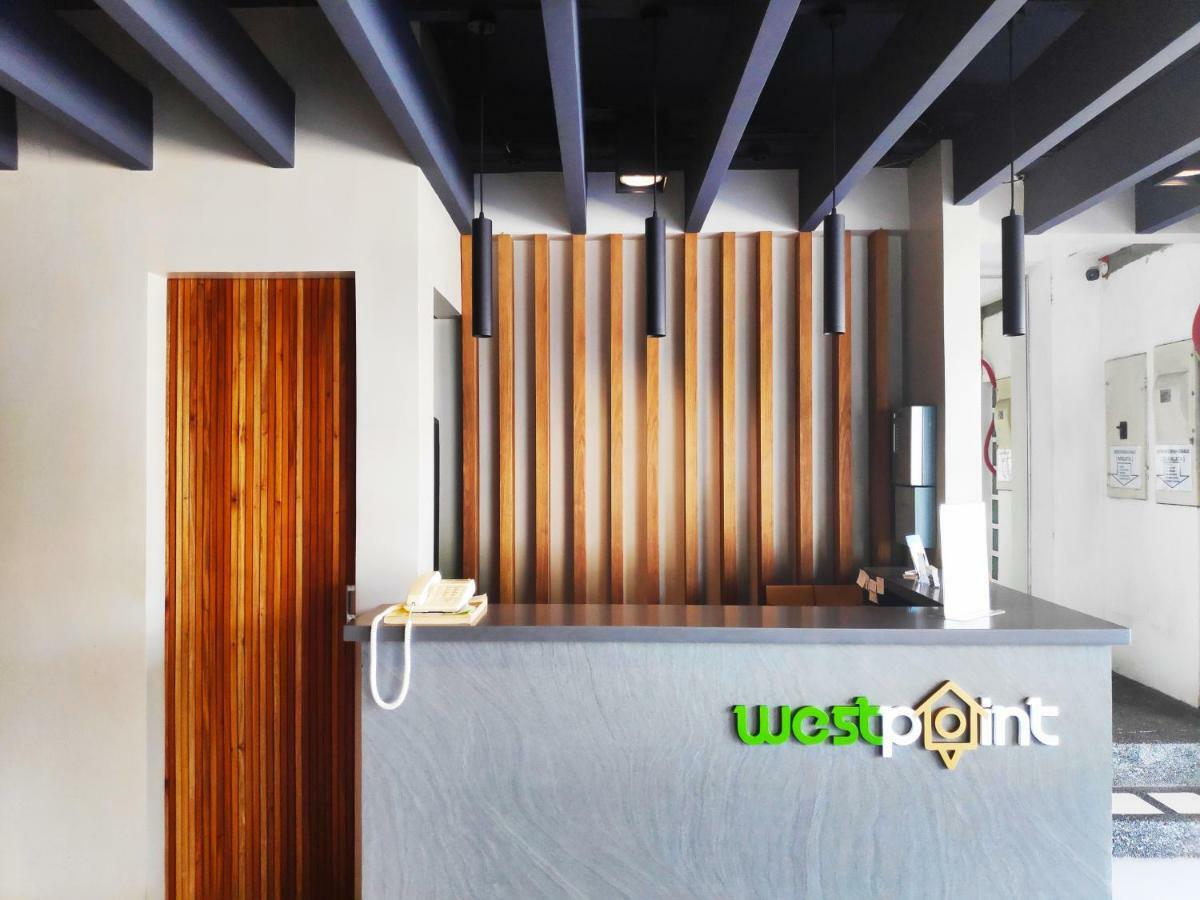 Westpoint Hotel Cebu Buitenkant foto
