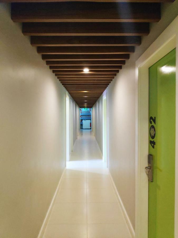 Westpoint Hotel Cebu Buitenkant foto