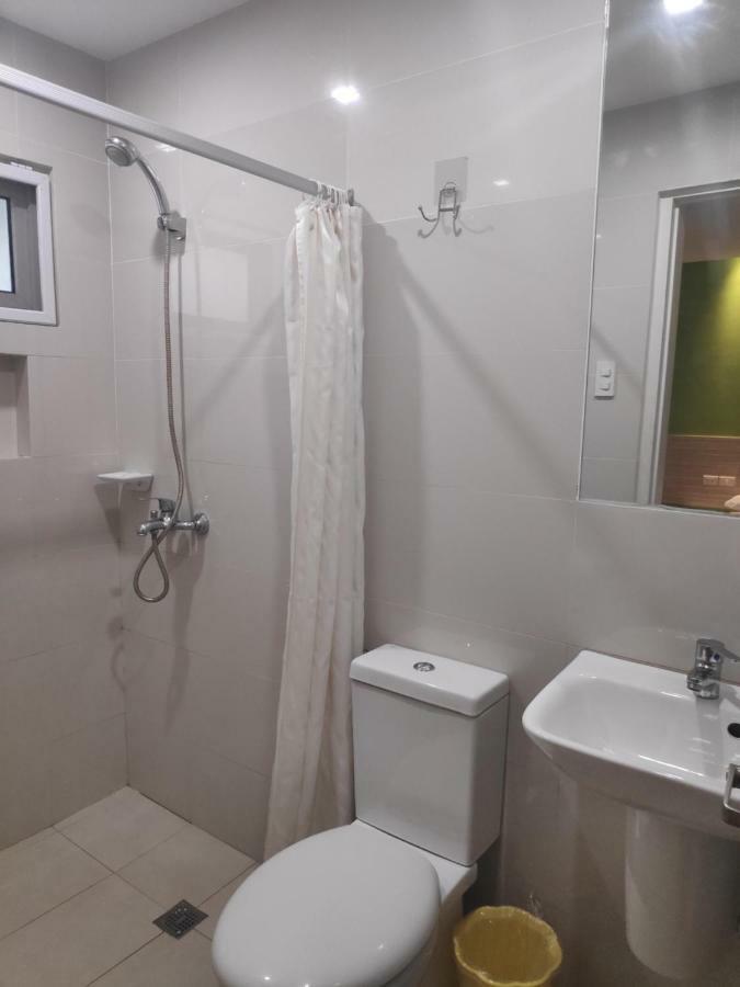 Westpoint Hotel Cebu Buitenkant foto